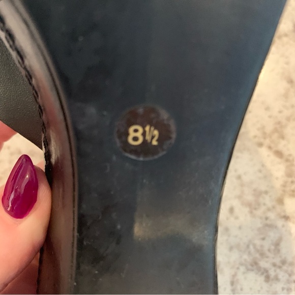 Paolo Corelli black dressy shoes, 8.5, 4” heel 
Leather upper - Picture 9 of 9